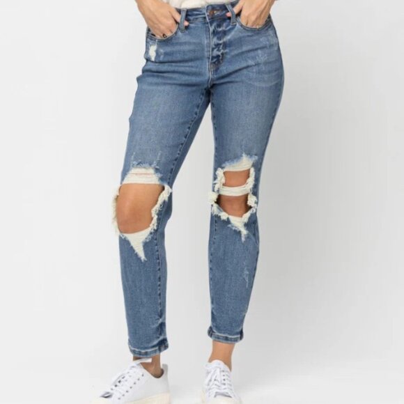 Judy Blue Denim - Judy Blue Waiting For Tonight Boyfriend Jeans Distressed Size 11/30 EUC